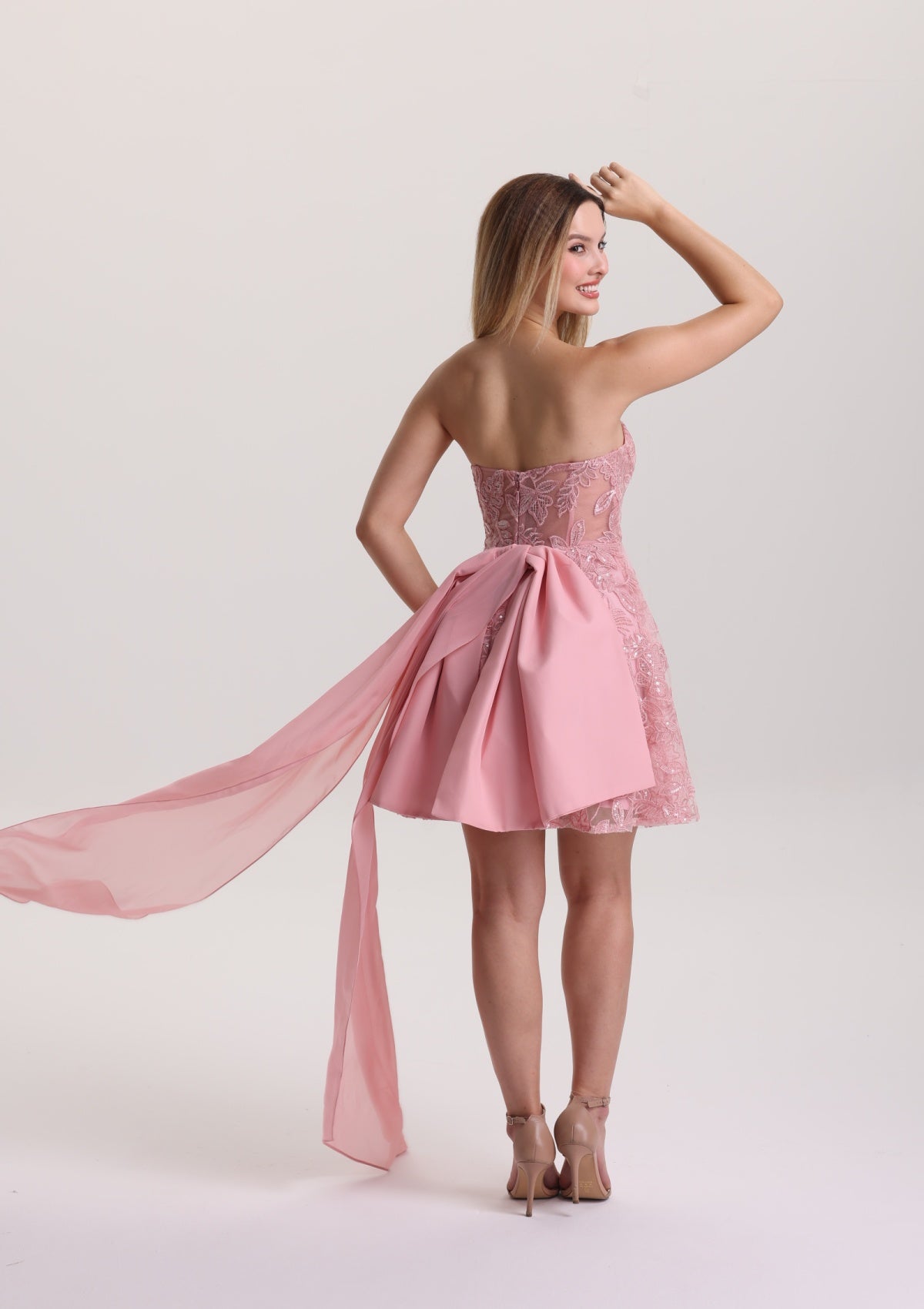 Romantic Sequin Appliques Short Prom Dress with Bow