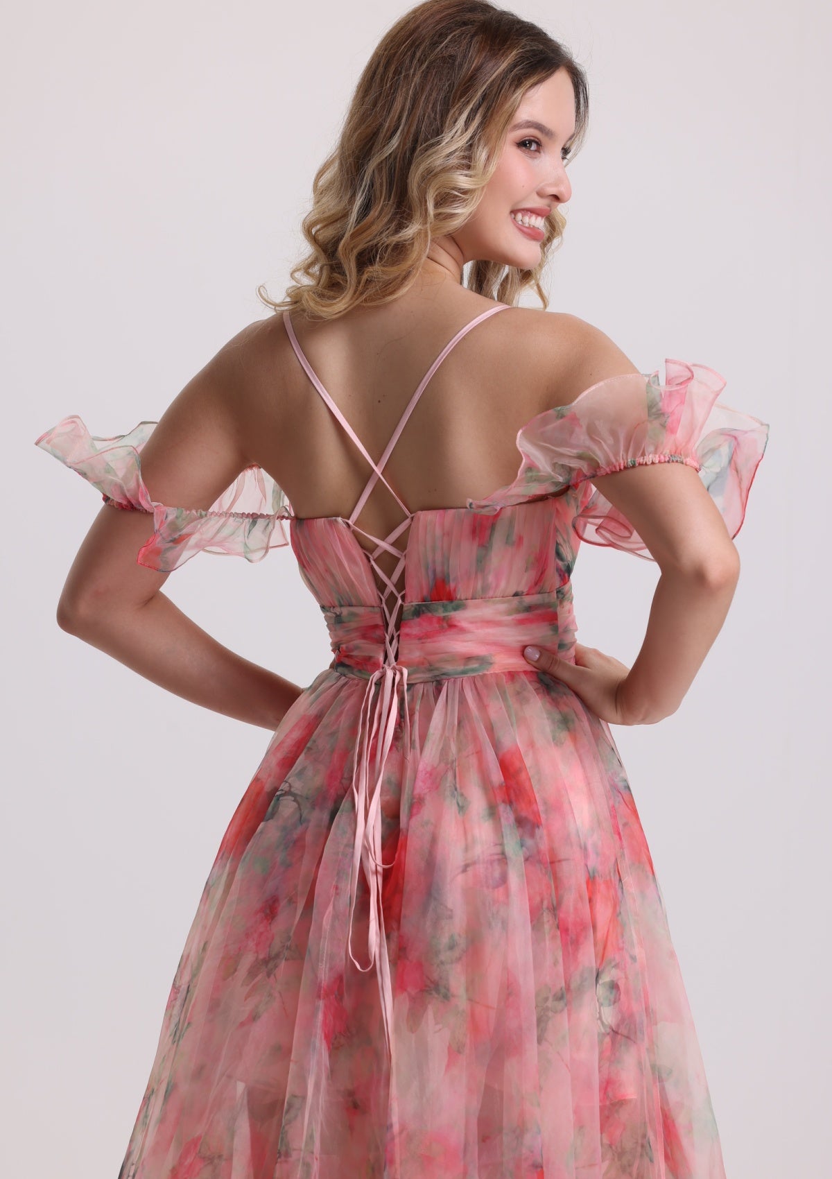 Romantic Floral Print Tiered Tulle Prom Dress with Train