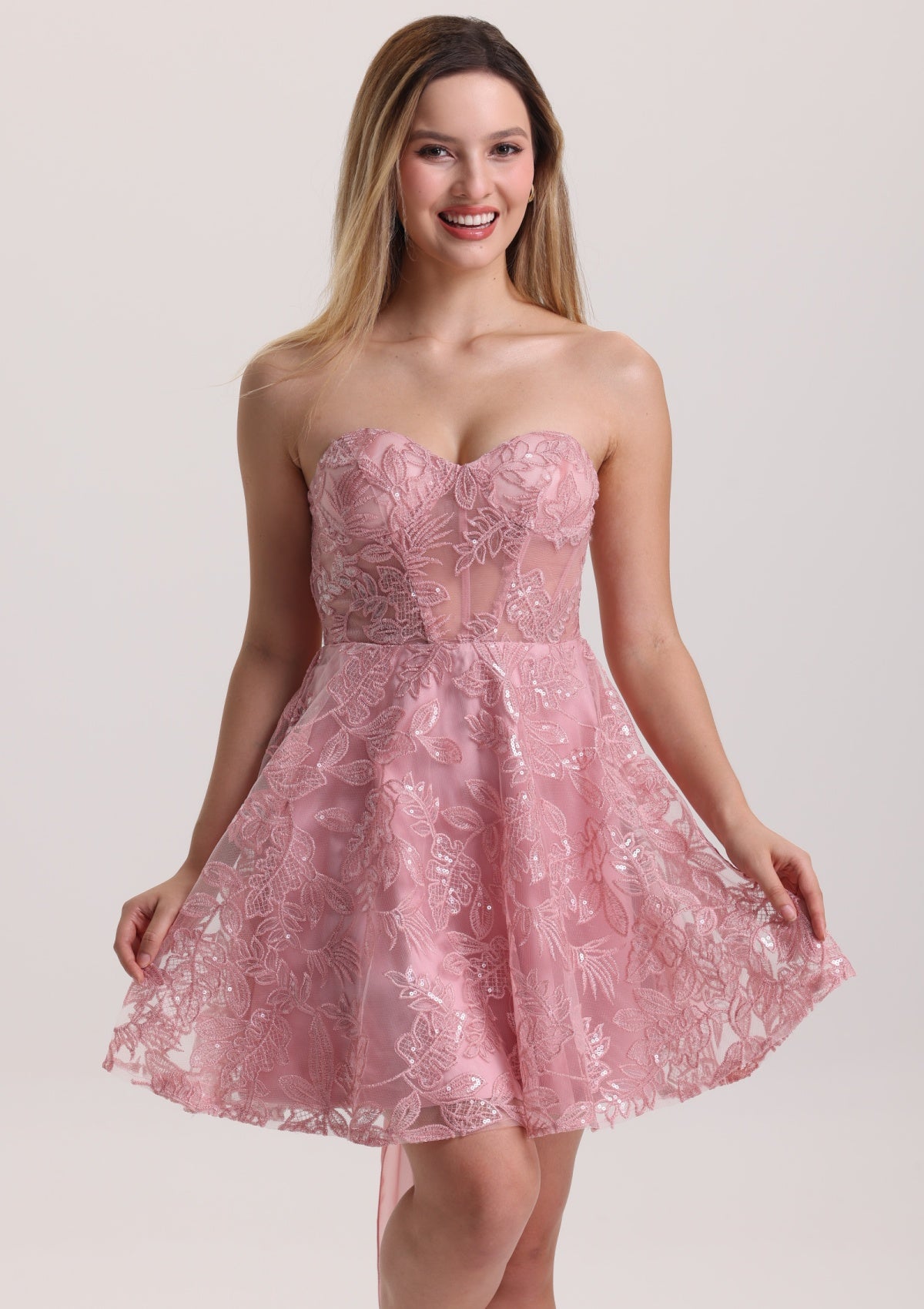 Romantic Sequin Appliques Short Prom Dress with Bow