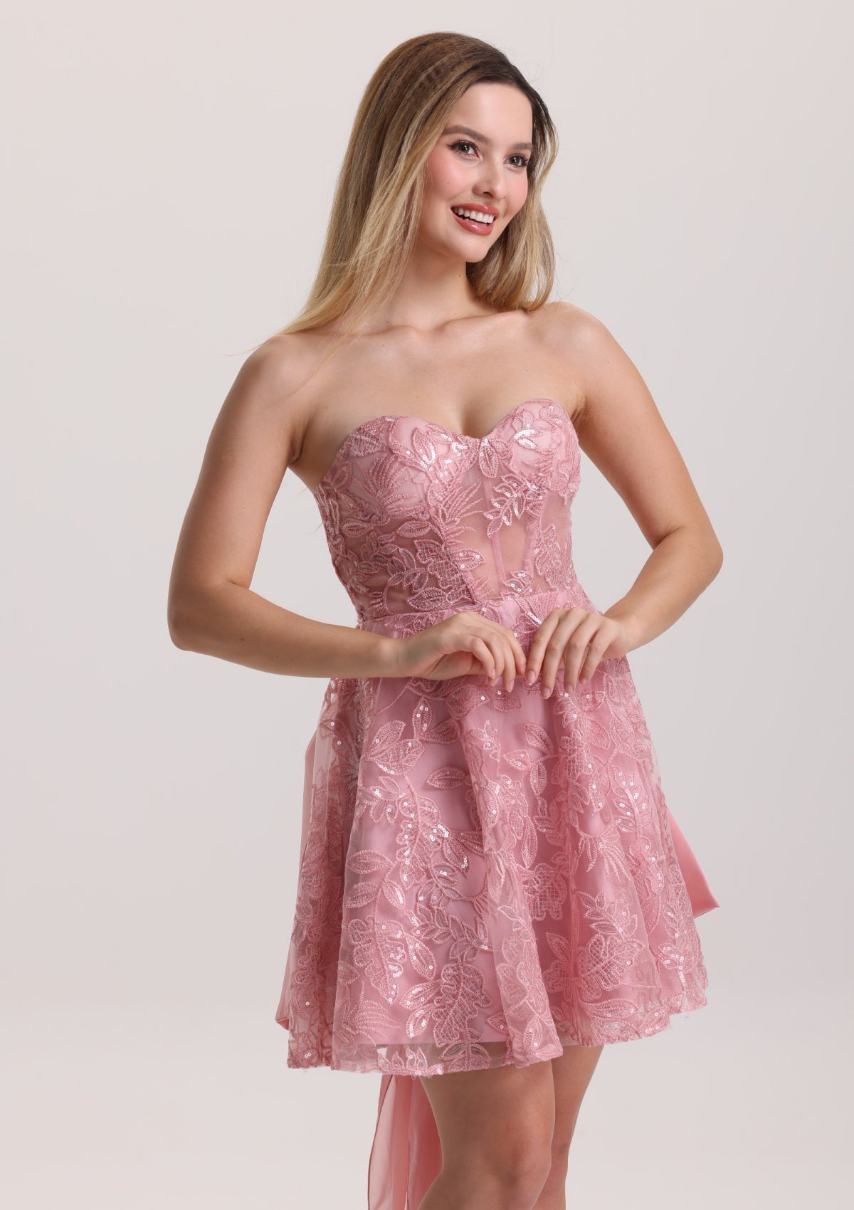 Romantic Sequin Appliques Short Prom Dress with Bow