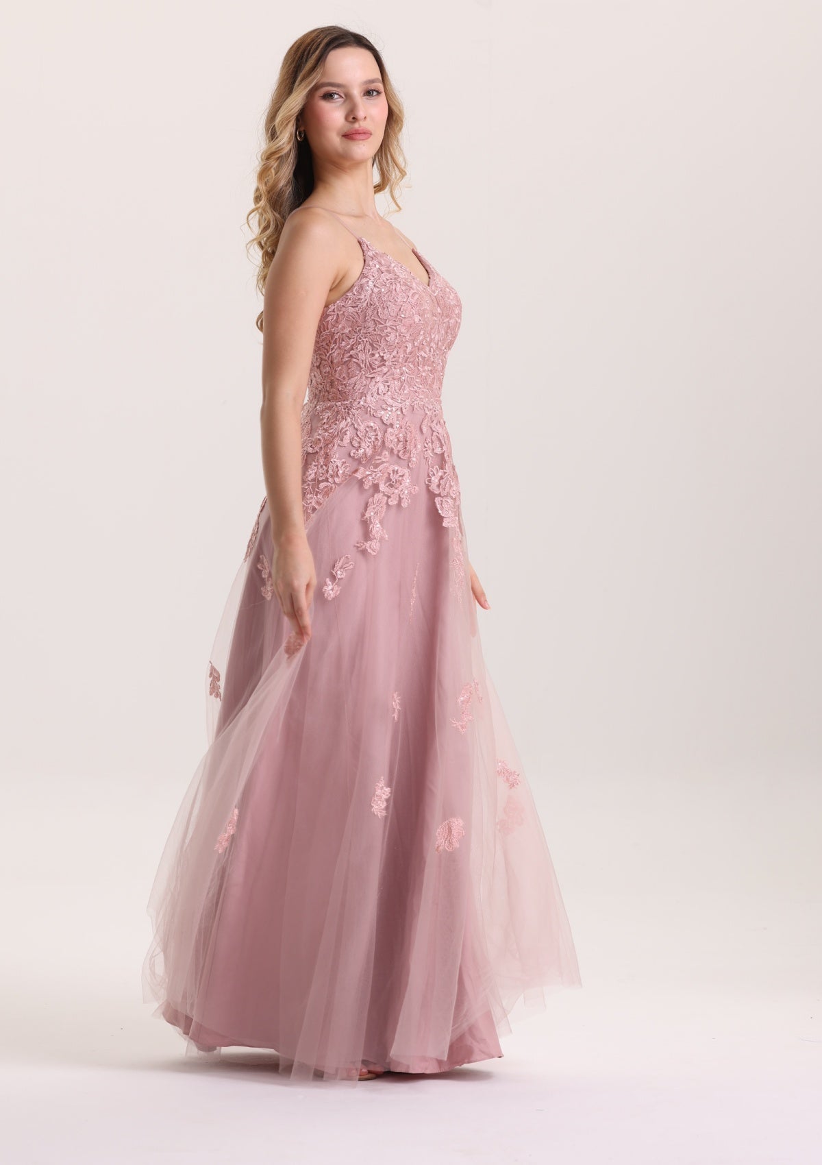 Romantic Lace Appliques V Neck Prom Dress
