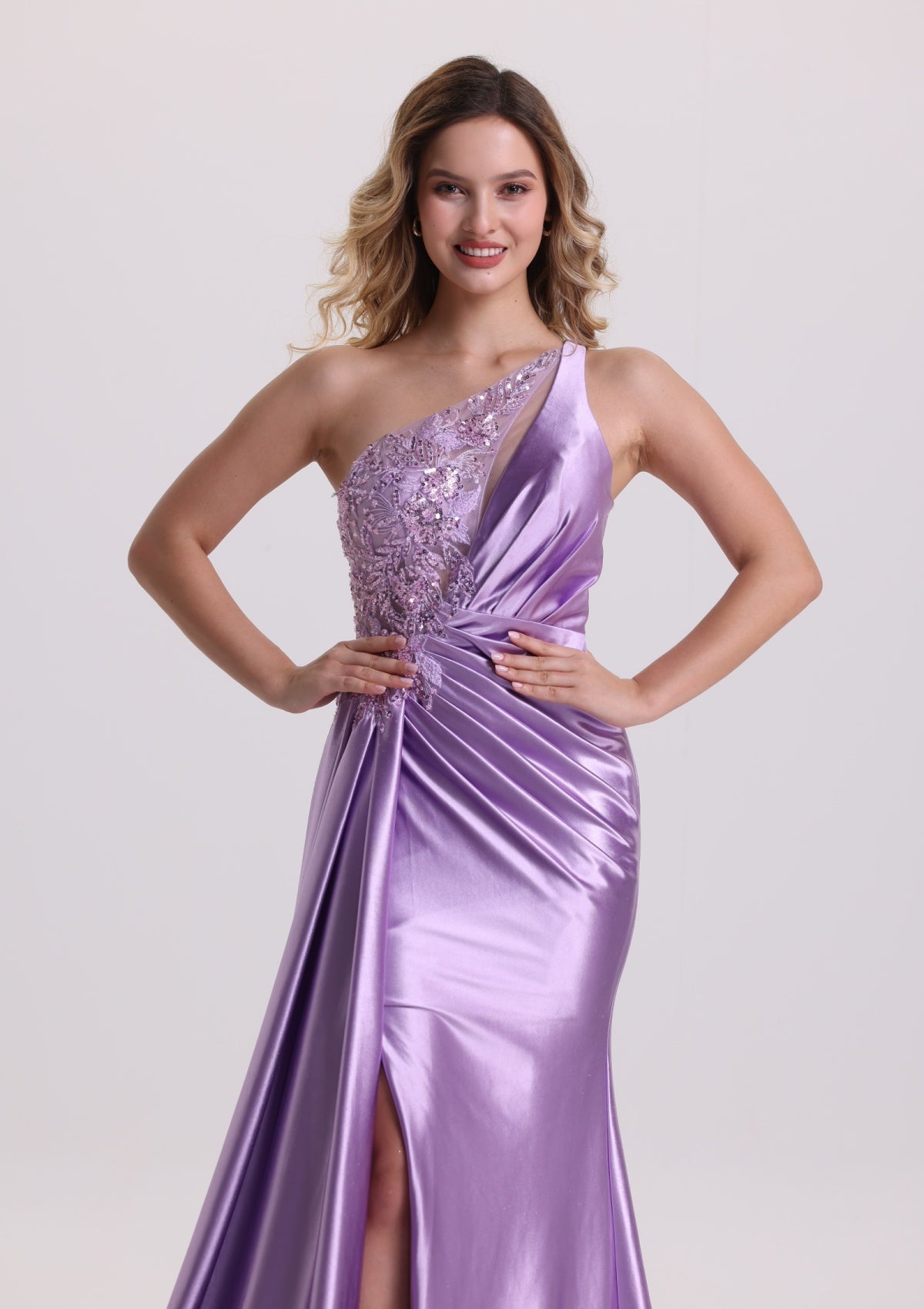 Gorgeous Asymmetrical Neck Appliques Pleated Prom Dress