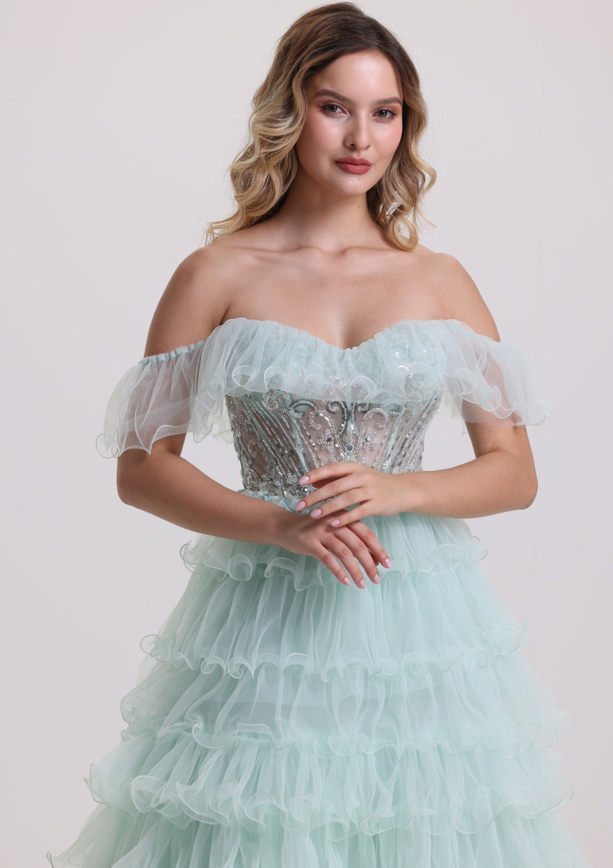 Elegant Appliques Corset Tiered Tulle Prom Dress