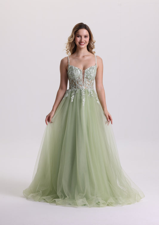 Dreamy Lace Appliques Sweetheart Tulle Prom Dress